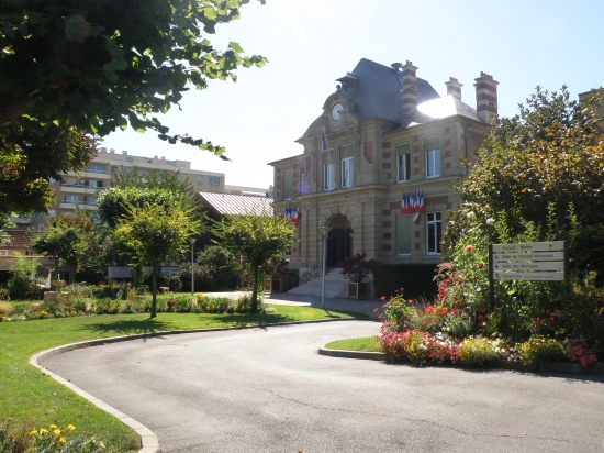 Hôtel de ville du Pecq
